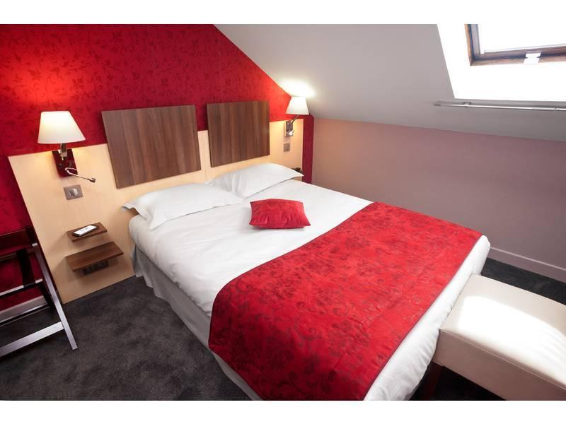 Hotel Arverna Vichy - Clt'Hotel Esterno foto