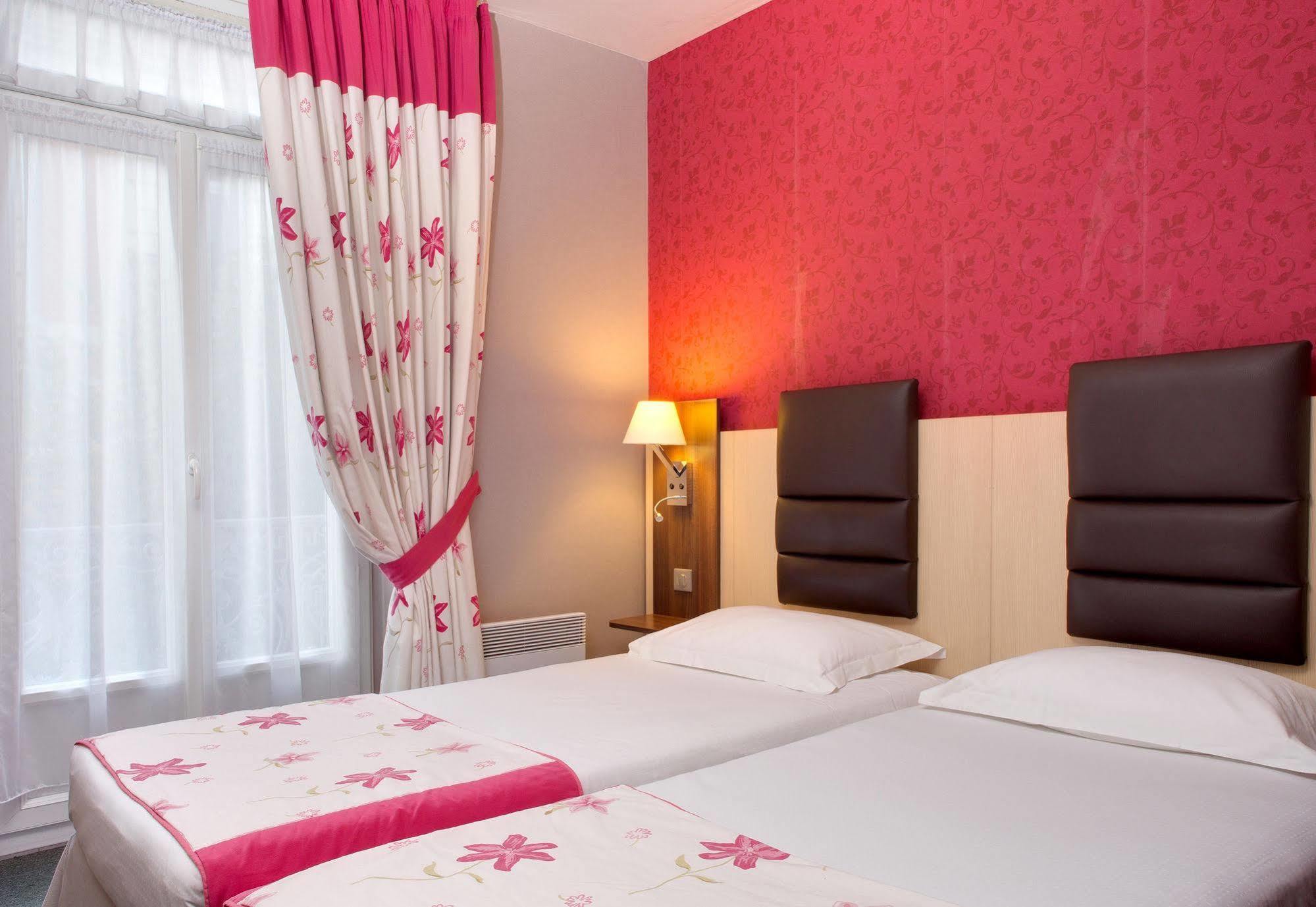 Hotel Arverna Vichy - Clt'Hotel Esterno foto
