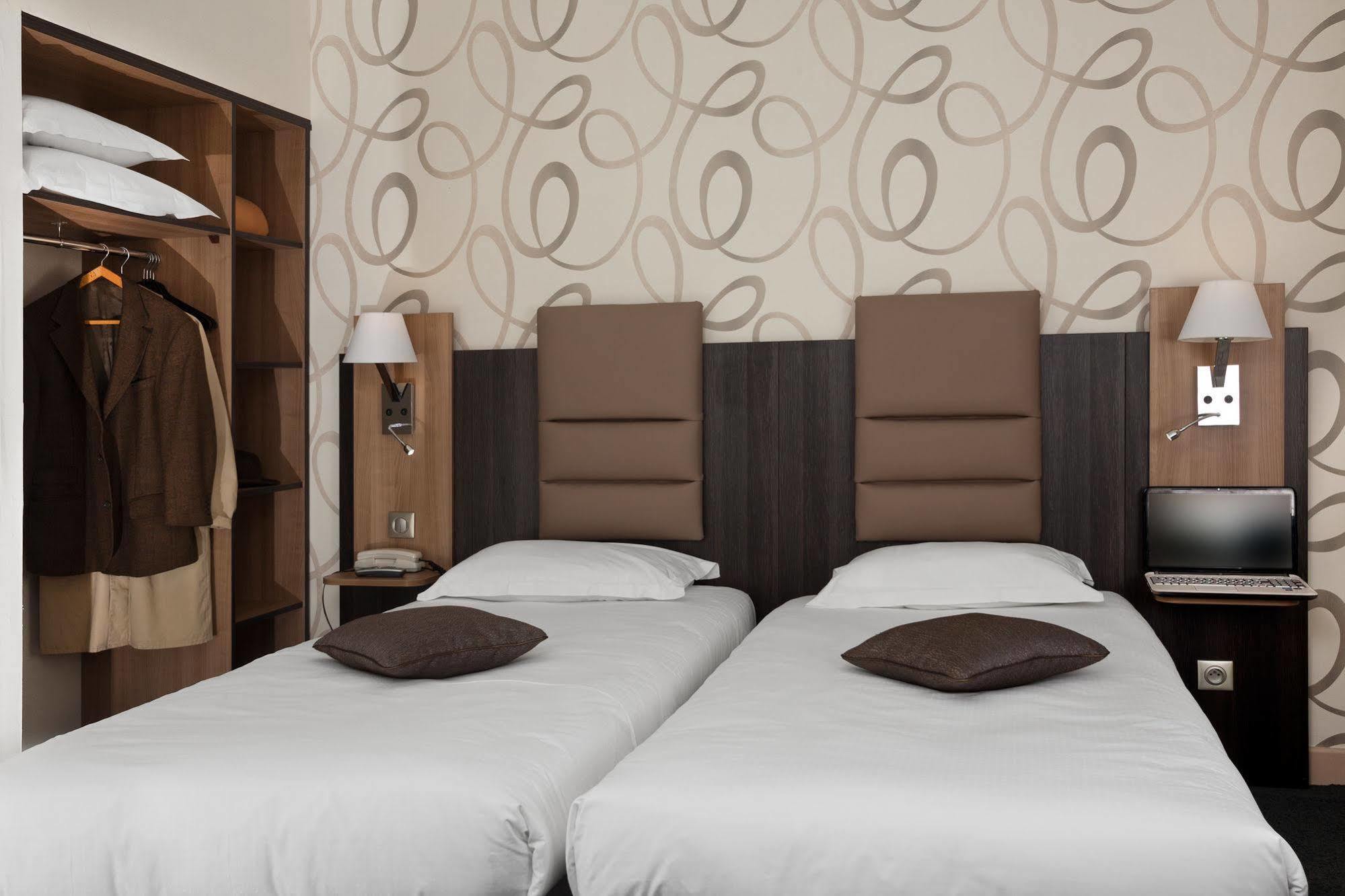 Hotel Arverna Vichy - Clt'Hotel Esterno foto